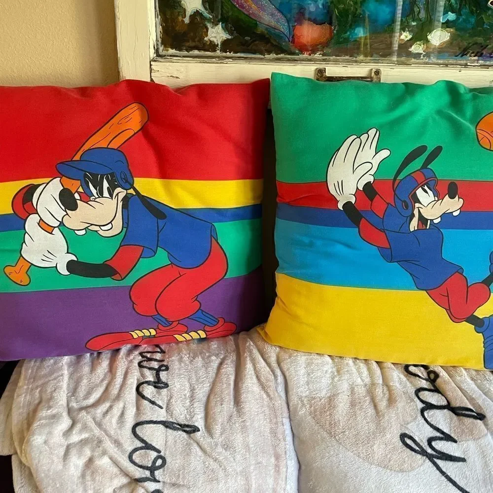 Disney Vintage Goofy Mickey Sports Themed Pillows 18x18!